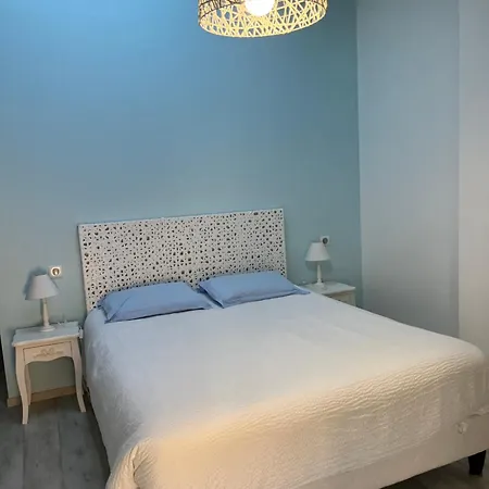 La Maison De Charles Saint-Aubin-de-Branne